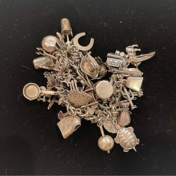 VINTAGE WESTERN NATIVE AMERICANA LOADED CHARM BRACELET 55+ CHARMS STERLING - Picture 8 of 16